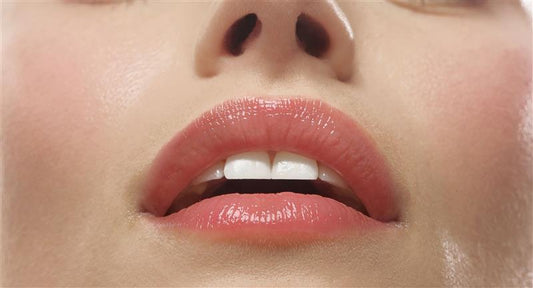 Dry lips and bacteria: why are they connected?