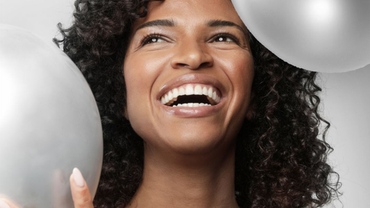 Smile and mental well-being: how to feel better through smiling